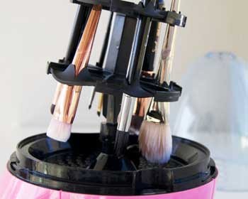 Best Electric Makeup Brush Cleaner